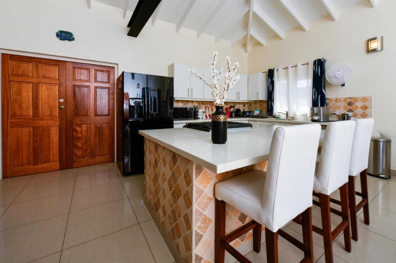 Villa Swiss Paradise With Private Pool Palm Beach ภายนอก รูปภาพ