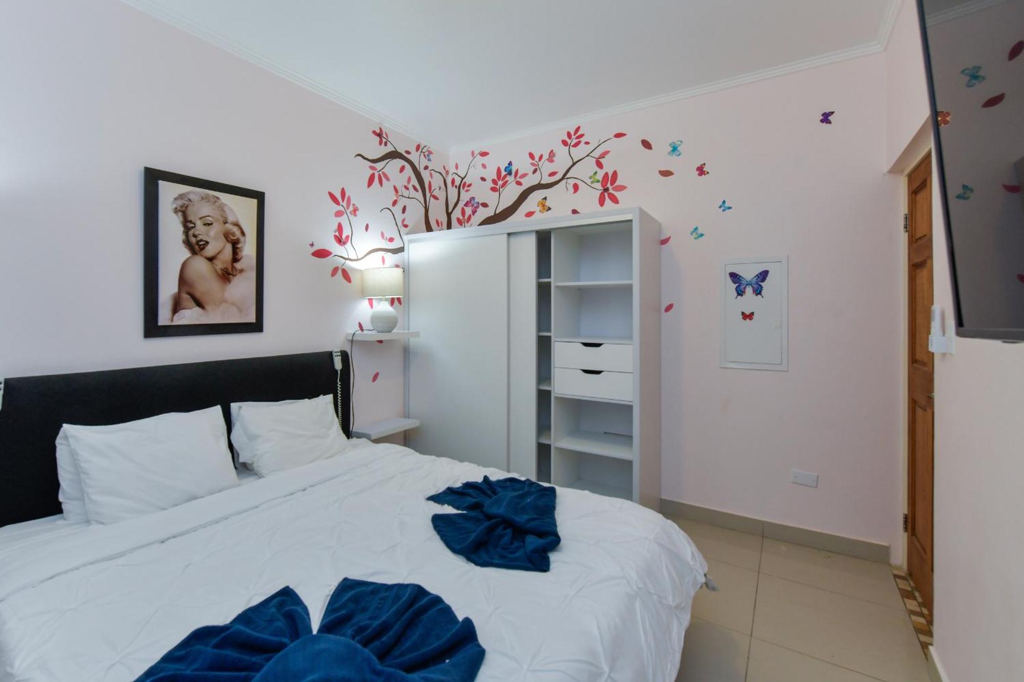 Villa Swiss Paradise With Private Pool Palm Beach ภายนอก รูปภาพ